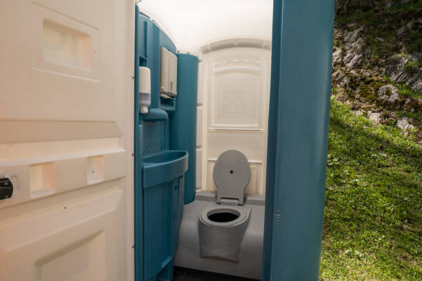 Portable bathroom rental in Val Verde Park, TX