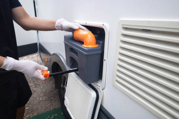 Portable Toilet Options We Offer in Val Verde Park, TX